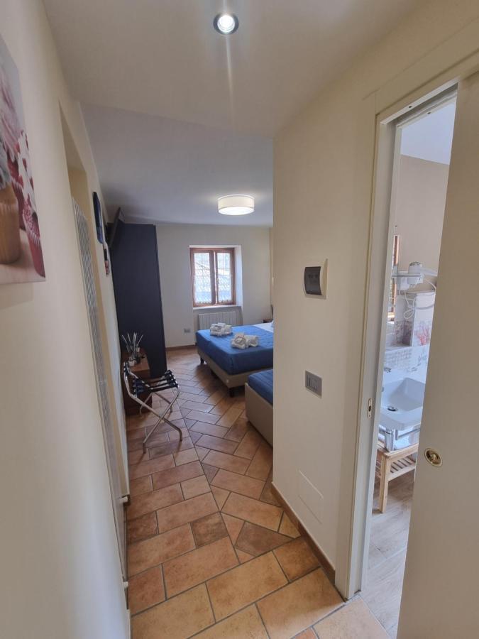 Lucyben Guesthouse Cascia Kültér fotó