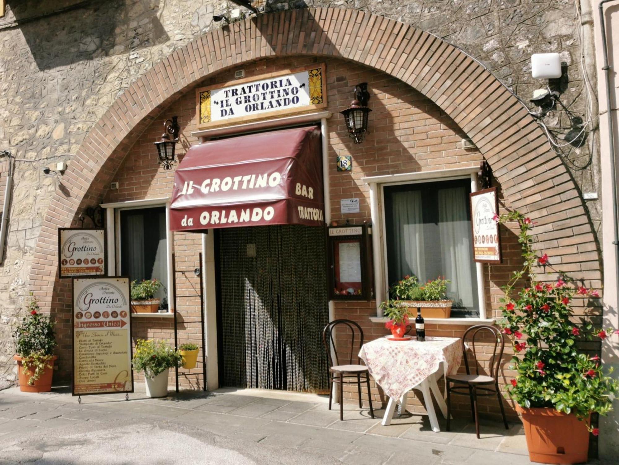 Lucyben Guesthouse Cascia Kültér fotó
